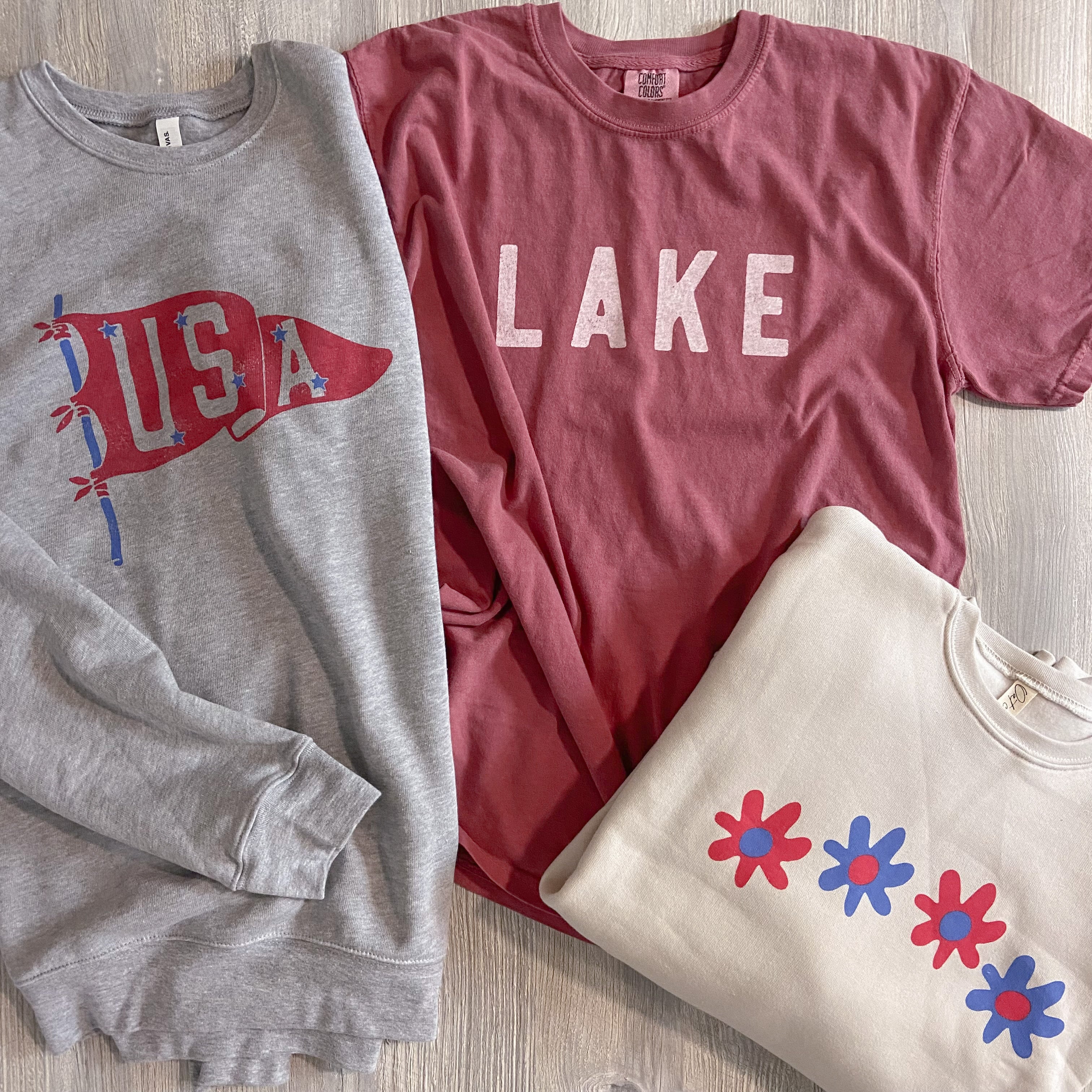 "Lake" Graphic T-Shirt